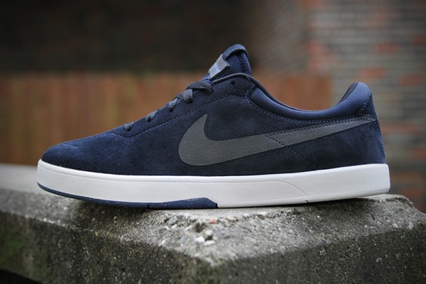 Nike SB Zoom Eric Koston Dark Obsidian