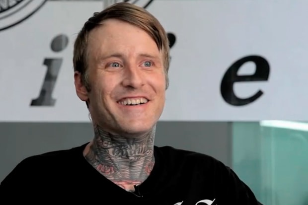 NOWNESS: Banks Violette - Vinyl Aesthetics