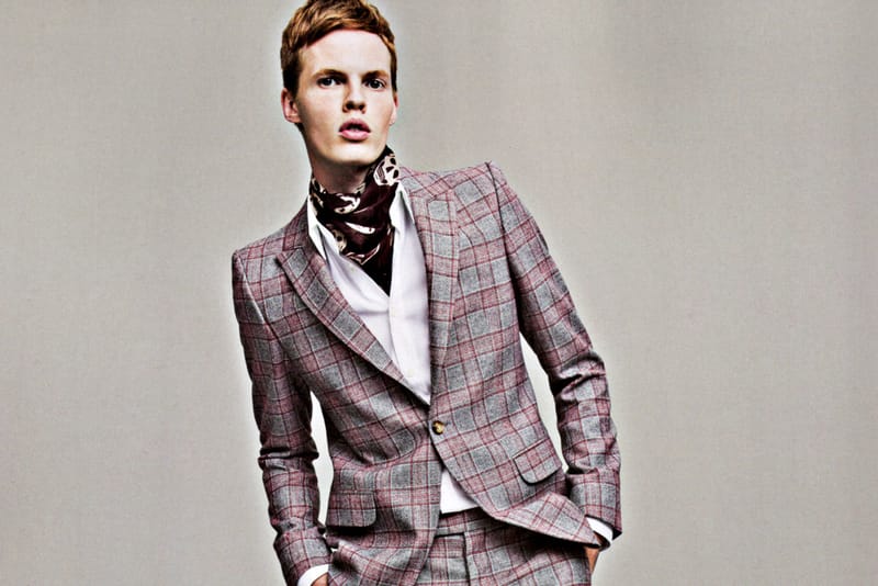 SENSE Magazine: Alexander McQueen 2011 Fall/Winter Collection Editorial