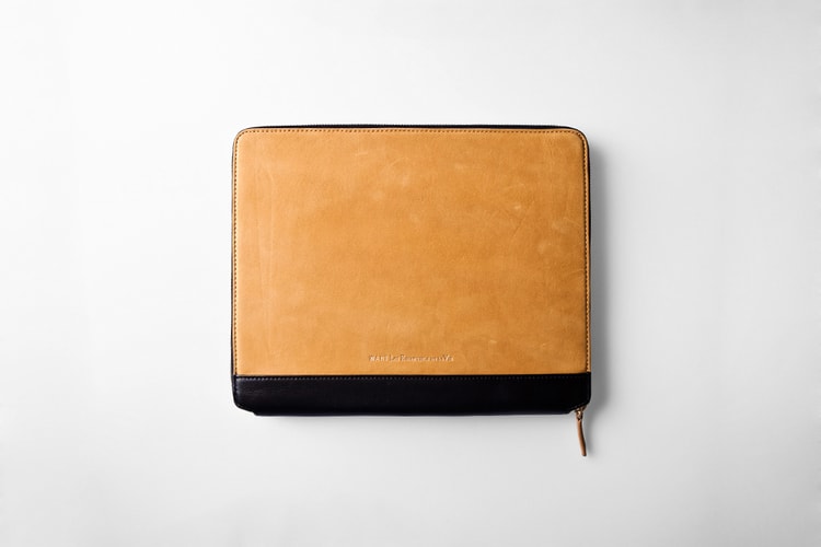 WANT Les Essentiels de la Vie 2011 Holiday "NARITA" iPad 2 Case