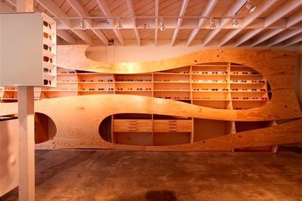 A. Kinney Court Store