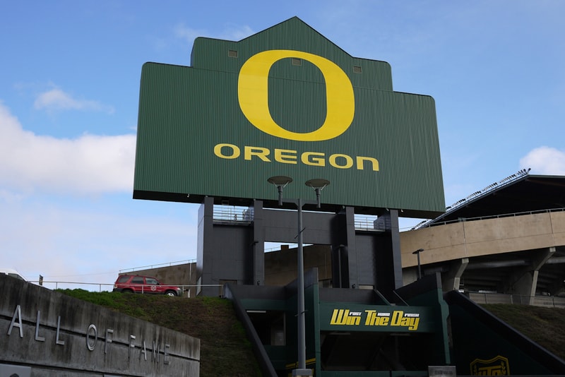Oregon Ducks: A Look Into the University of Oregon Training Facility