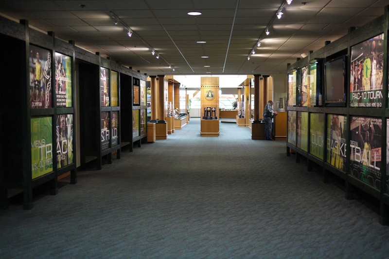 Oregon Ducks: A Look Into the University of Oregon Training Facility