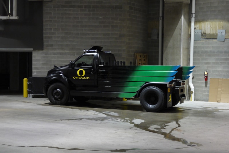 Oregon Ducks: A Tour of Matthew Knight Arena