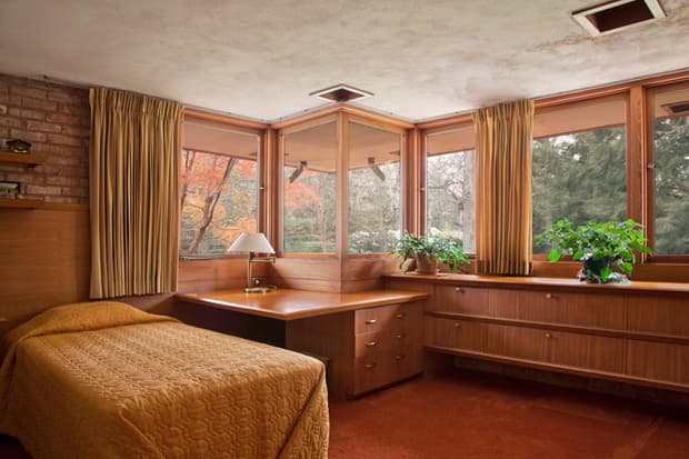 Frank Lloyd Wright "Kenneth Laurent" House
