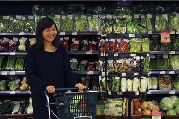Liu Bolin: Hiding at Supermarket