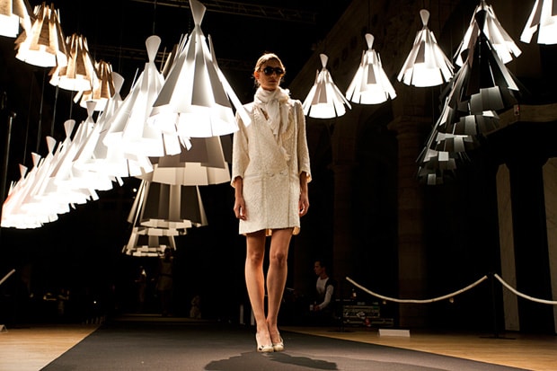 Metronome Lamp by Tim Van Steenbergen