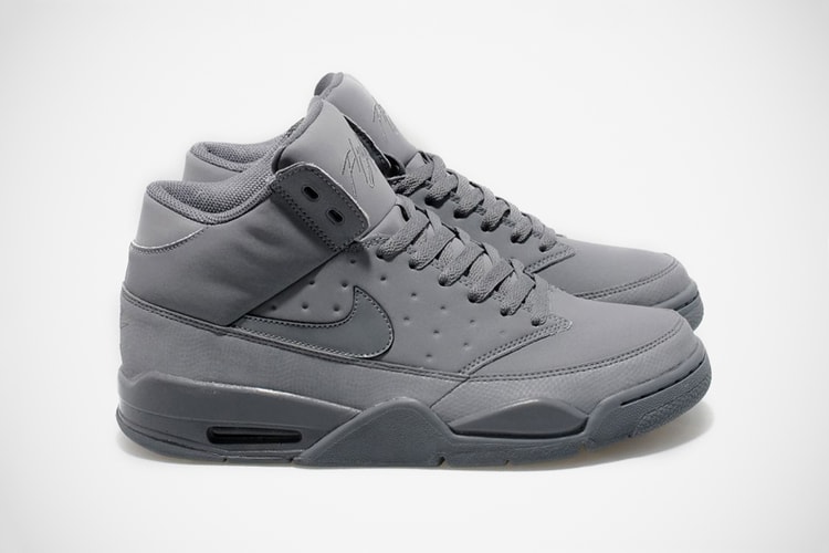 Nike Air Flight Classic