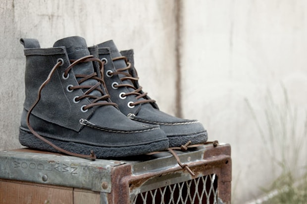 SeaVees 02/60 5 Eye Trail Boot