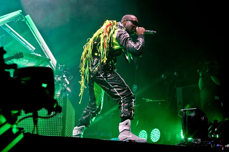 Streetsnaps: Tinie Tempah / 2011 Nike MAG