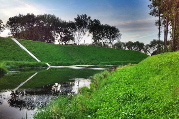 The Invisible Bridge by RO&AD Architects