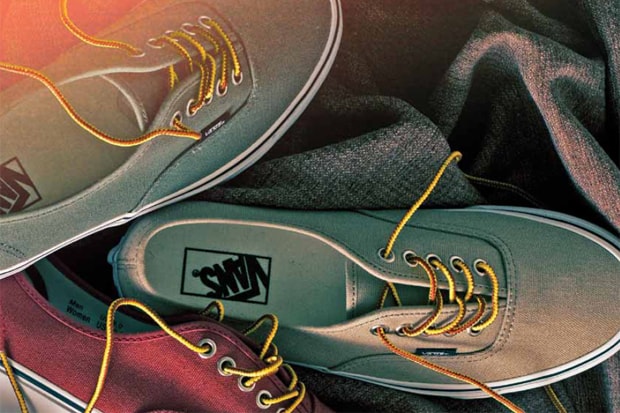 Vans Classic 2011 Holiday "10 oz Canvas Pack"