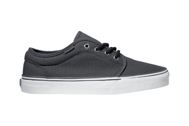 Vans Classics 2011 Holiday 106 Vulcanized Ripstop Pack