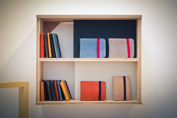 Veja 2012 Spring/Summer Leather Accessories Preview