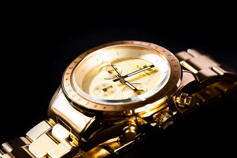 W HOTELS x Vestal ZR-2