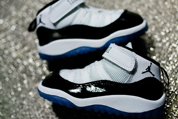 Air Jordan 11 "Concord" 2011 Retro