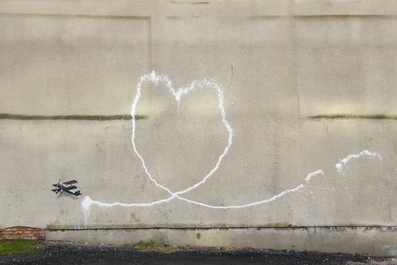 Banksy in Liverpool 'Love Plane'