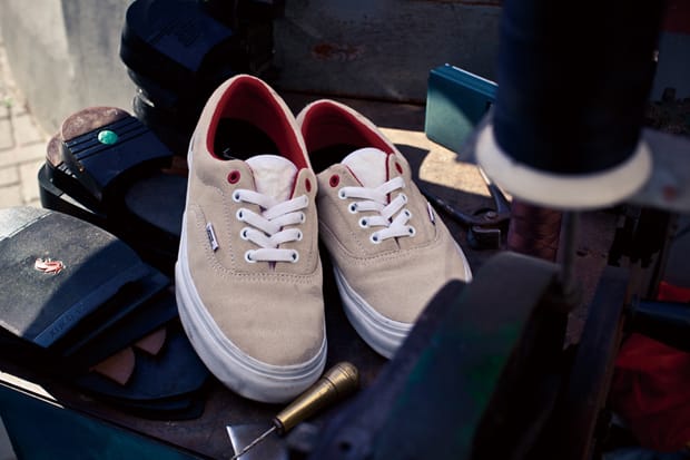 FLY Streetwear x Vans FLY Rabbit Era