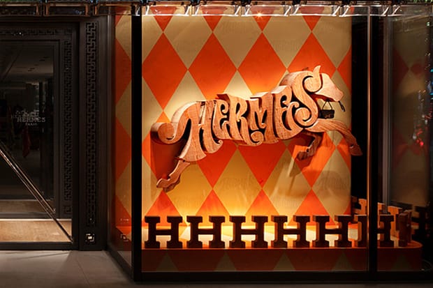 Maison Hermès Tokyo "Alphabetic Equestrian" by House Industries Display Window