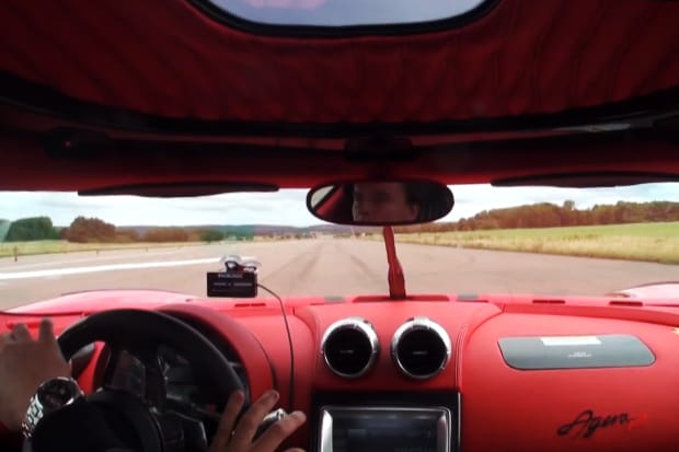 Koenigsegg Agera R: Official Guinness World Record for Quickest 0-300-0 km/h