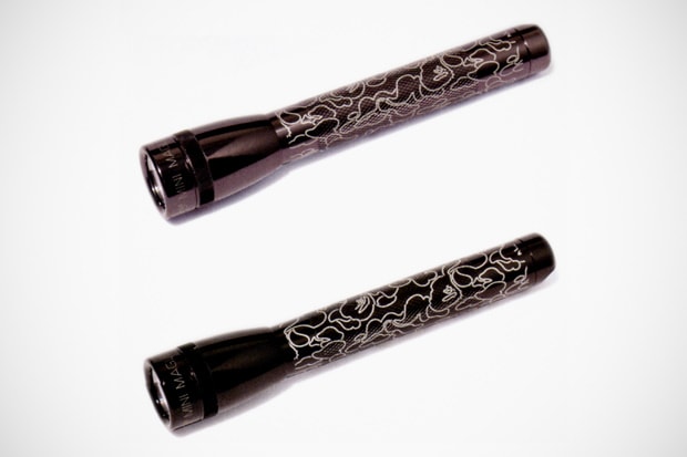 A Bathing Ape x MAG-LITE MINI MAG-LITE 2AA Torch