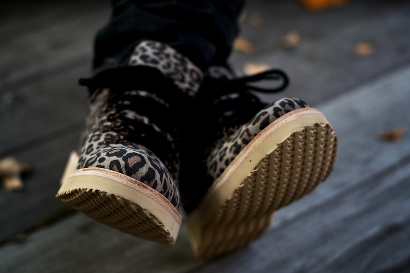 Ronnie Fieg x Caminando Mountain Mid Collection