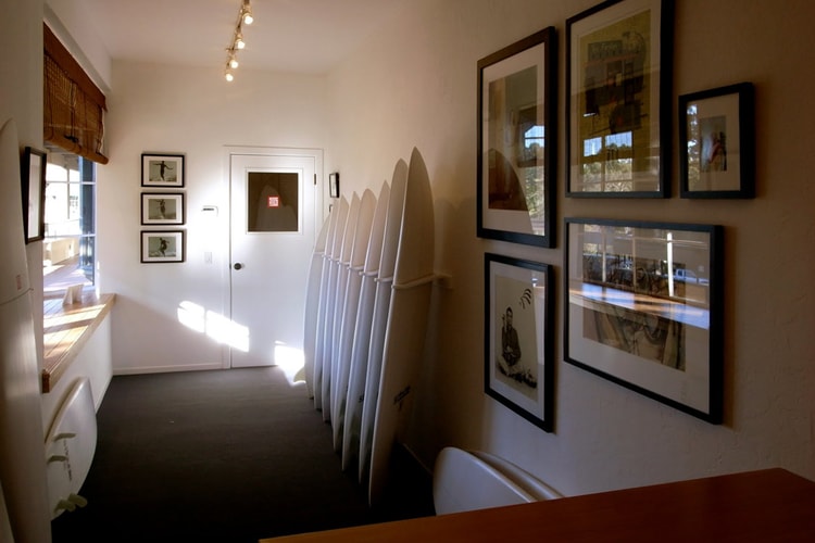 S/Double Surfboard Showroom