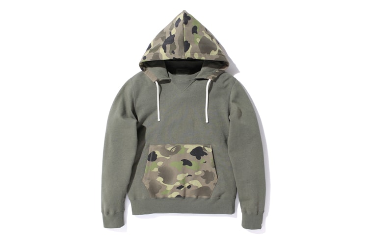 A Bathing Ape 1ST CAMO GRADATION HOODED CREWNECK