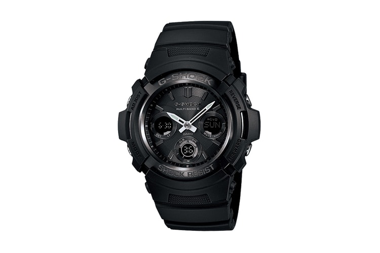 Casio G-Shock Fire Package AWG-M100B-1AJR
