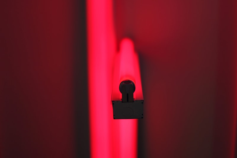 Dan Flavin "An installation" Exhibition @ Galerie Perrotin Paris