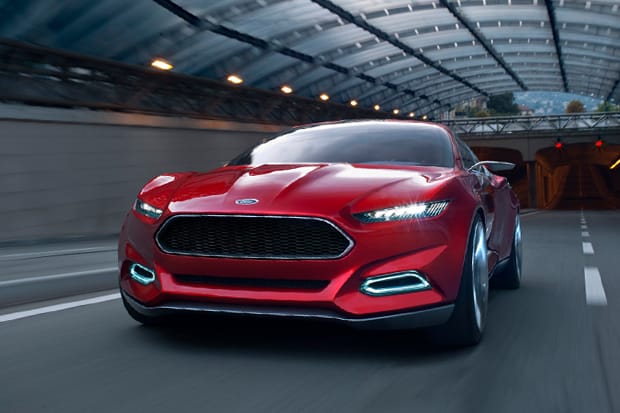 Ford EVOS Concept with SYNC-Controlled Apps