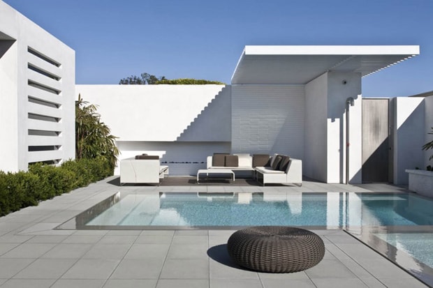 Harborview Hills by Laidlaw Schultz Architects
