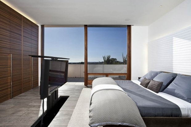 Harborview Hills by Laidlaw Schultz Architects
