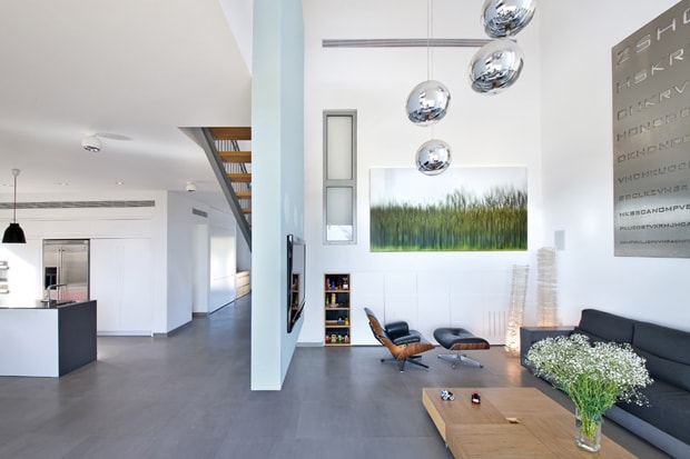House R by Sharon Neuman Architects