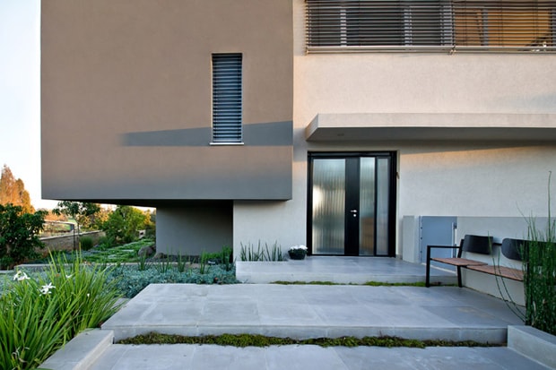 House R by Sharon Neuman Architects