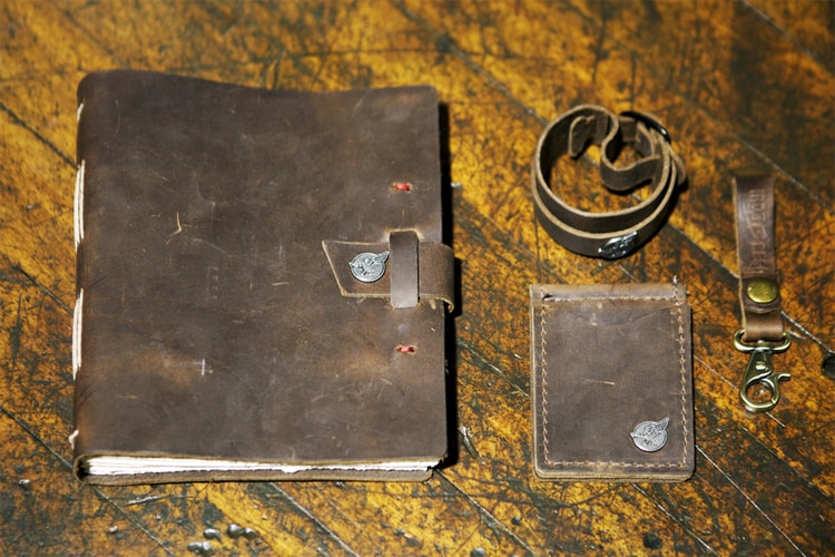 AGENDA: Iron & Resin 2012 Fall/Winter Accessories