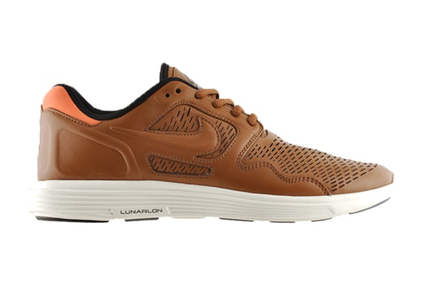 Nike Lunar Flow Premium Leather