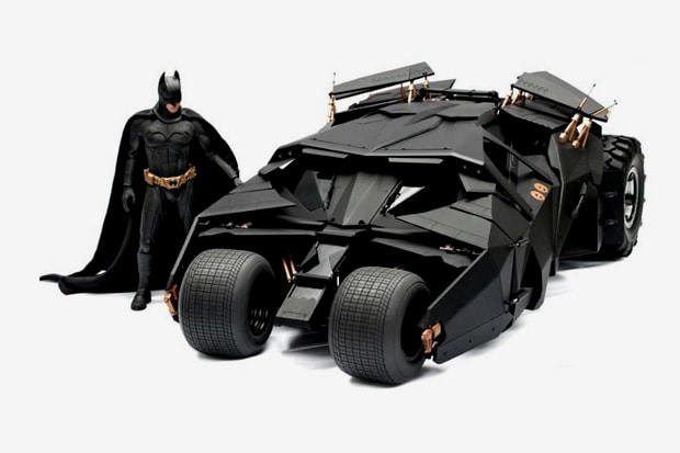 The Dark Knight: 1/6th Scale Batmobile Collection