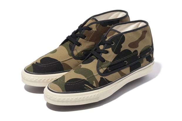 A Bathing Ape 1ST CAMO CHUKKA MID