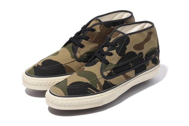 A Bathing Ape 1ST CAMO CHUKKA MID