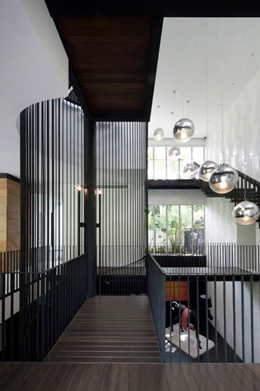Black & White House by Formwerkz Architects