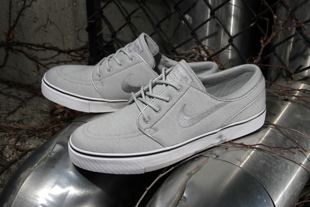 Nike SB Zoom Stefan Janoski "Metallic Silver"