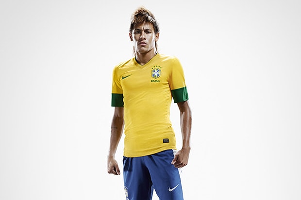 Brasil Mens Jersey Medium Gray Yellow Crest Nike Short Sleeve Soccer  Pullover