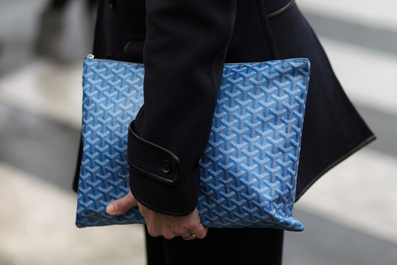 Streetsnaps: Monogram
