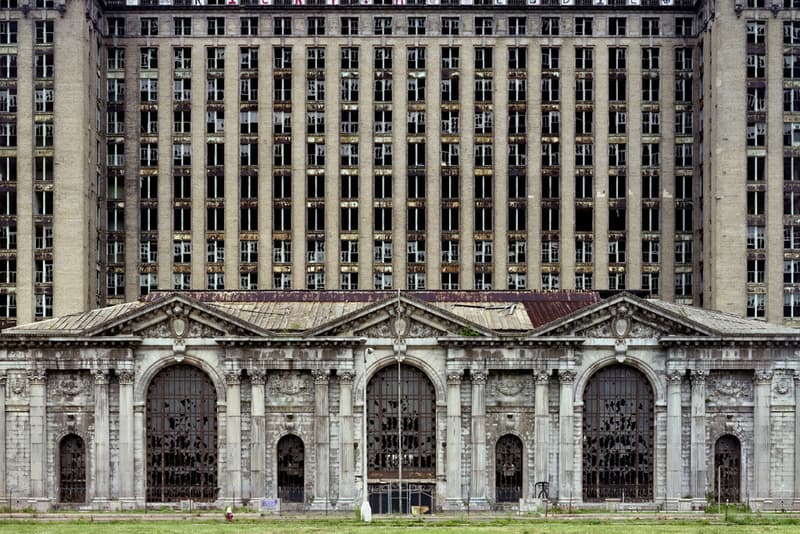 Yves Marchand & Romain Meffre: "The Ruins of Detroit" Exhibition @ Wilmotte Gallery