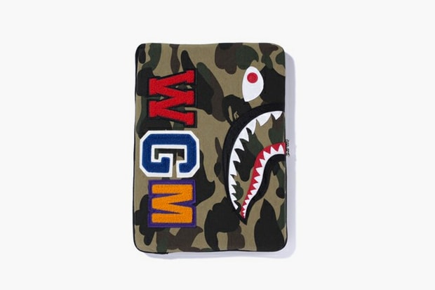 A Bathing Ape SHARK LAPTOP SLEEVE
