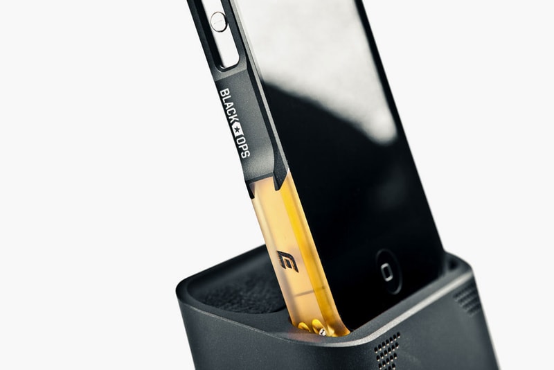Element Case Vapor Dock for iPhone 4/4S