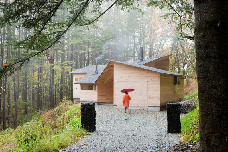 InBetween House by Koji Tsutsui Architect & Associates