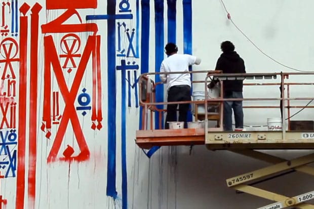 RETNA Mural @ Houston & Bowery Video