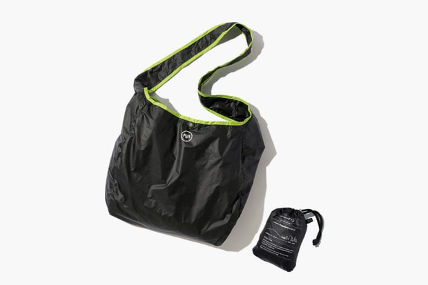 SOPHNET. FsF Packable Shoulder Bag & Cap
